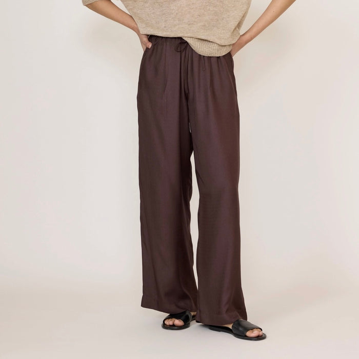 Laude the Label- Easy Pant - Chocolate Brown