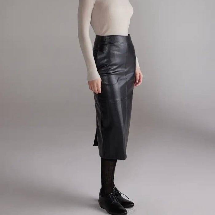 Amente- Vegan Leather Pencil Skirt