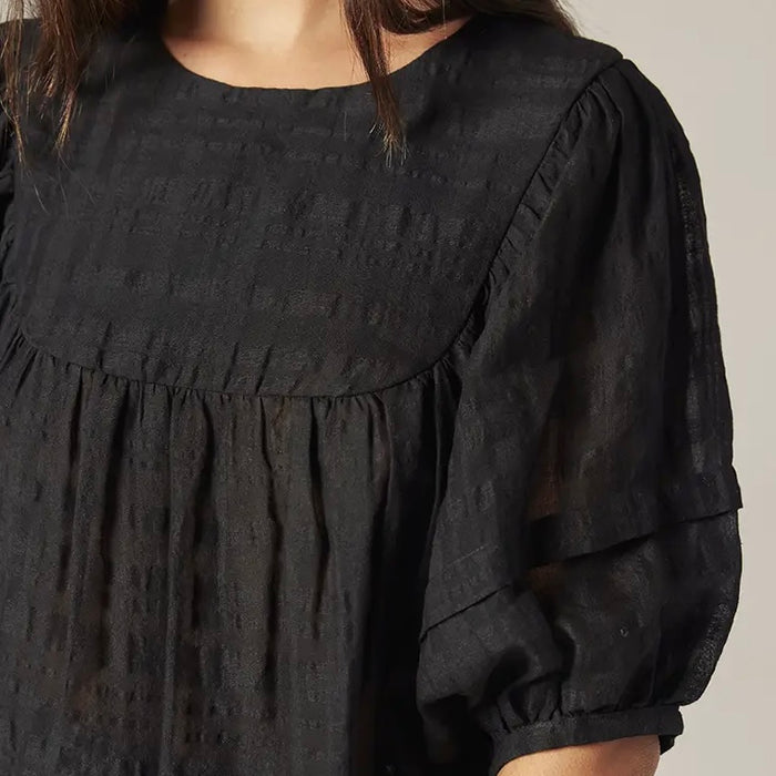 Amente-Romantic Puff Sleeve Yoke Top