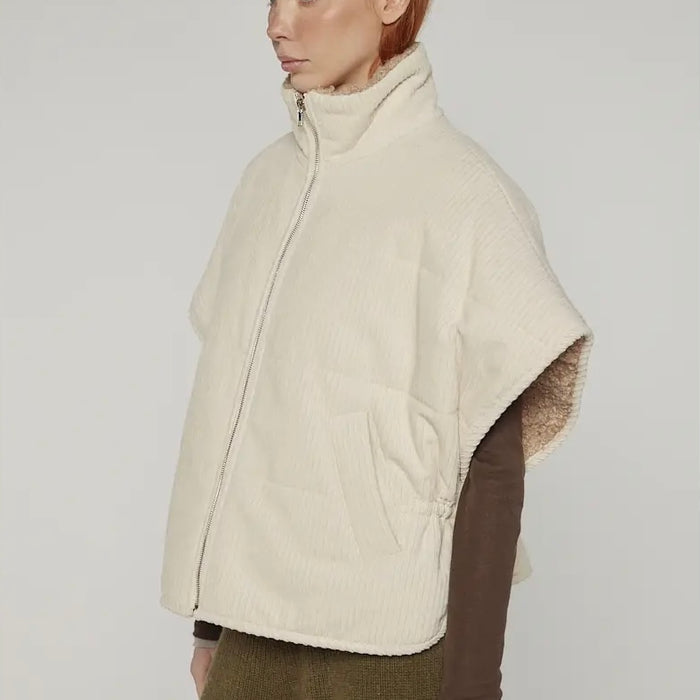 A Mente-Reversible High-Neck Vest