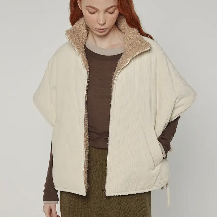 A Mente-Reversible High-Neck Vest