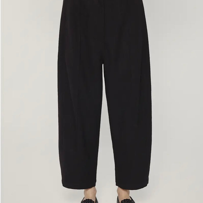 A Mente- Wool Blend Pintuck Pants Black