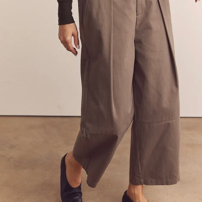 A Mente- Wide-Leg Ankle Trousers