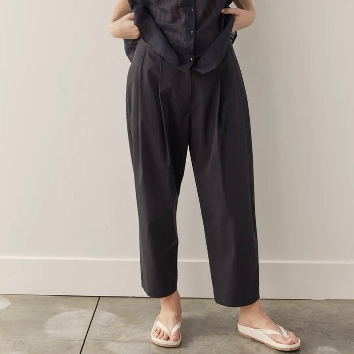 A Mente- Pleated Taped Pants