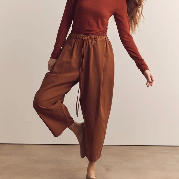 A Mente- Pleated Drawstring Pants Red Bean