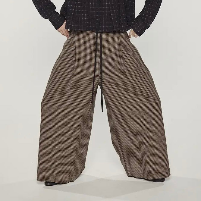 A Mente- Wide Leg Straight Pants