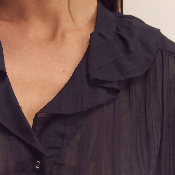 A Mente- Ruffled Collar Blouse