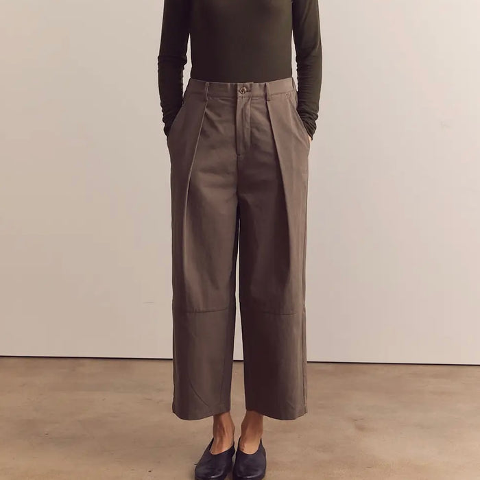 A Mente- Wide-Leg Ankle Trousers