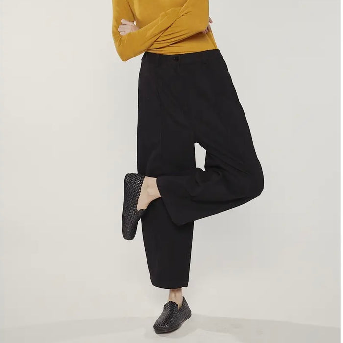 A Mente- Wool Blend Pintuck Pants Black