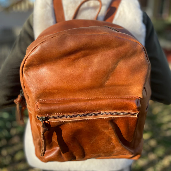 Flora leather Backpack